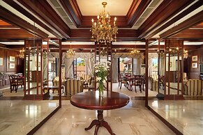 Mahaweli Reach Hotel