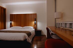 New Ipoint Hotel