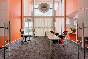 New Ipoint Hotel