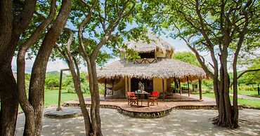 Hotel Punta Teonoste Boutique Beachfront Resort