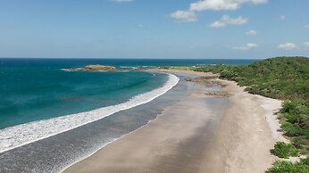 Hotel Punta Teonoste Boutique Beachfront Resort