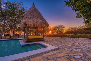 Hotel Punta Teonoste Boutique Beachfront Resort