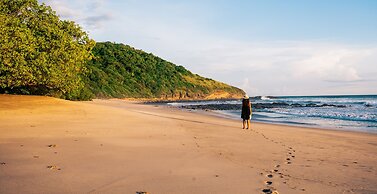 Hotel Punta Teonoste Boutique Beachfront Resort