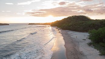 Hotel Punta Teonoste Boutique Beachfront Resort