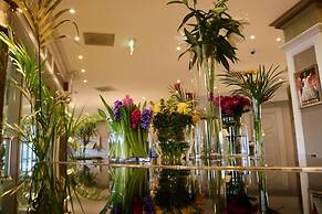The Rose Hotel
