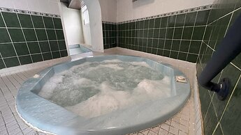 Abbey Sands Hotel