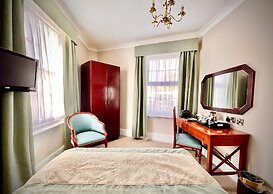Abbey Sands Hotel