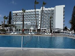 Papouis Protaras Hotel