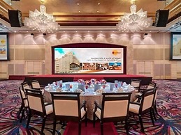 One World Hotel