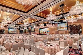One World Hotel