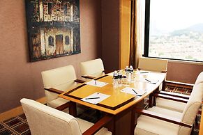 One World Hotel