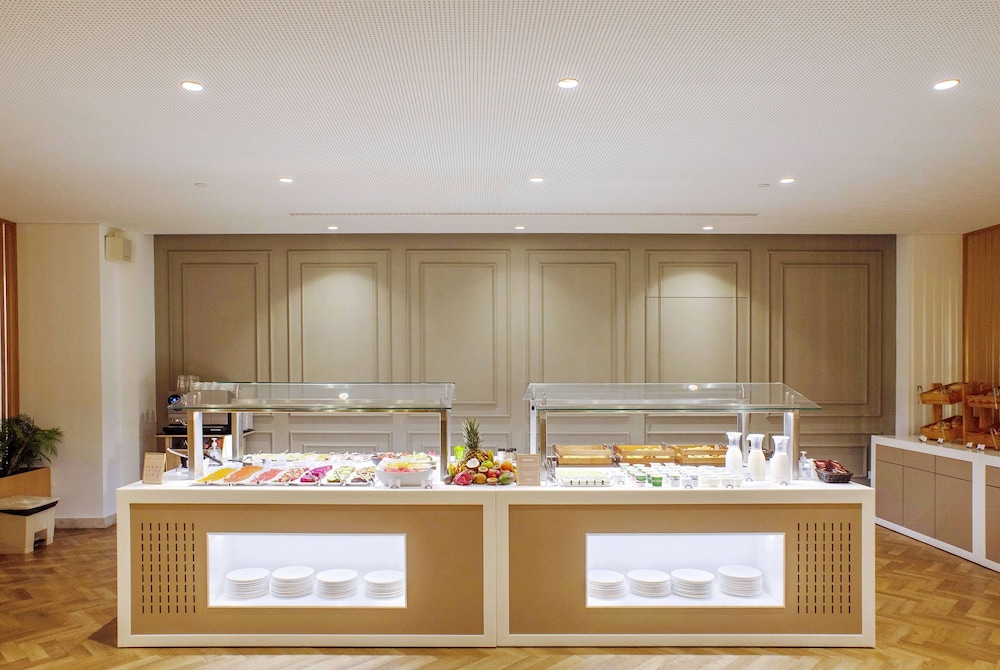 Dolce by Wyndham CampoReal Lisboa