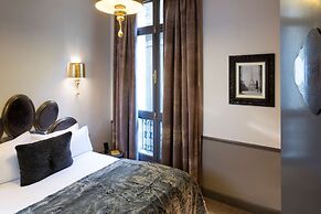 Hotel Lumen Paris Louvre