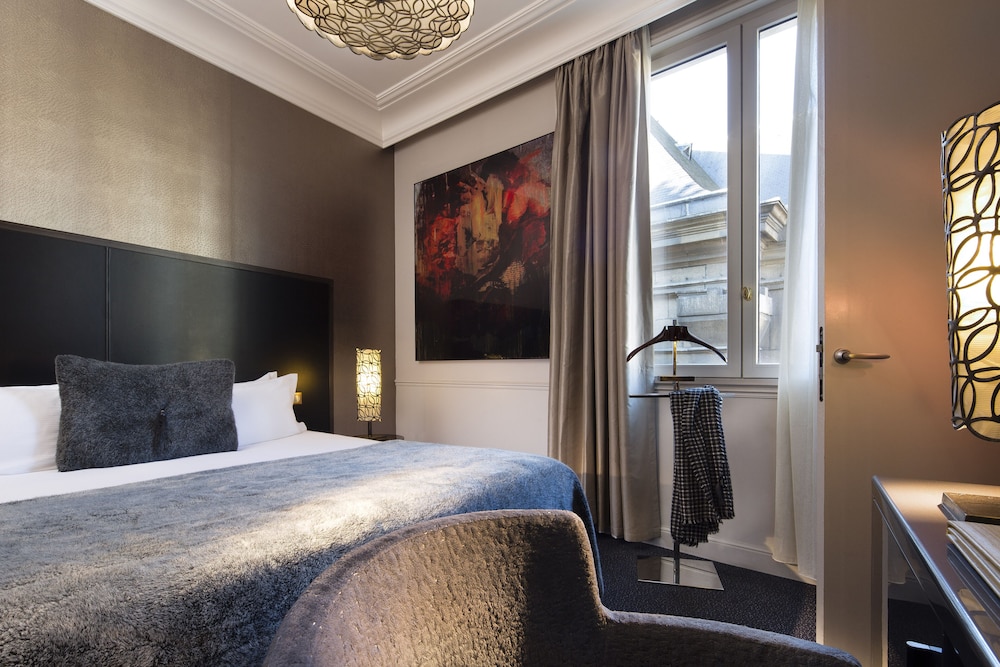 Hotel Lumen Paris Louvre