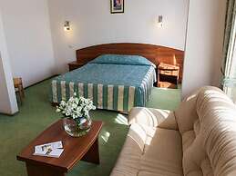 Maxima Slavia Hotel