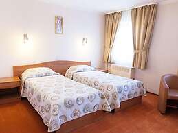 Maxima Slavia Hotel