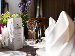 Maxima Slavia Hotel