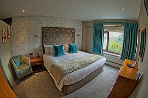 Best Western Plus Centurion Hotel