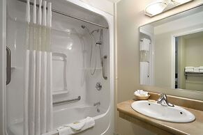 Days Inn by Wyndham Thunder Bay North