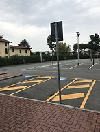ibis Como