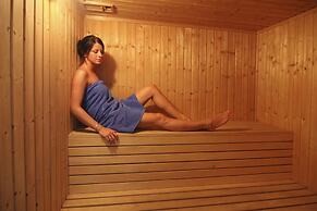 Corallia Beach Hotel Apartments