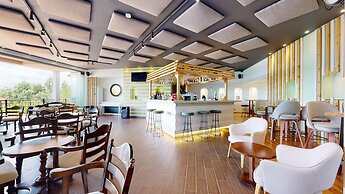 Acrotel Athena Pallas & Residence