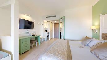 Acrotel Athena Pallas & Residence