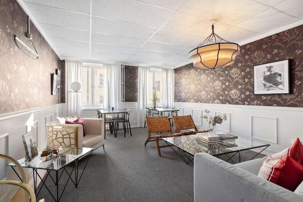 Centric Hotel