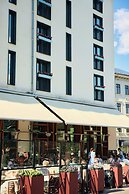 Avalon Hotel