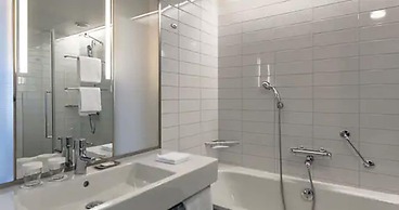 Hilton Helsinki Airport