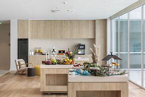 Crowne Plaza Caparica Lisbon by IHG