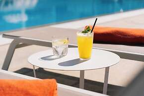 Crowne Plaza Caparica Lisbon by IHG