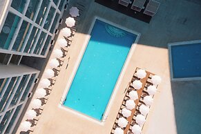Crowne Plaza Caparica Lisbon by IHG