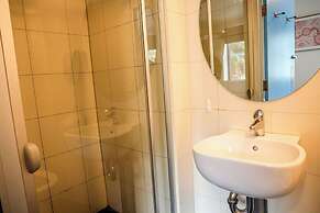 Nomads St Kilda Hostel
