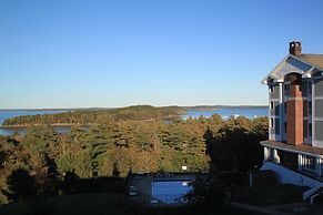 Bluenose Inn - Bar Harbor Collection