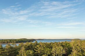 Bluenose Inn - Bar Harbor Collection