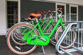 Bluenose Inn - Bar Harbor Collection