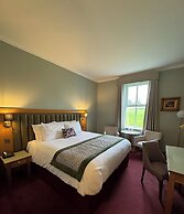 Roganstown Hotel & Country Club