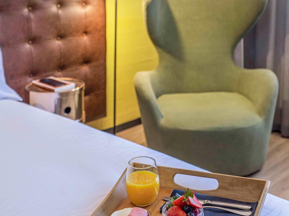 Pullman Santiago El Bosque