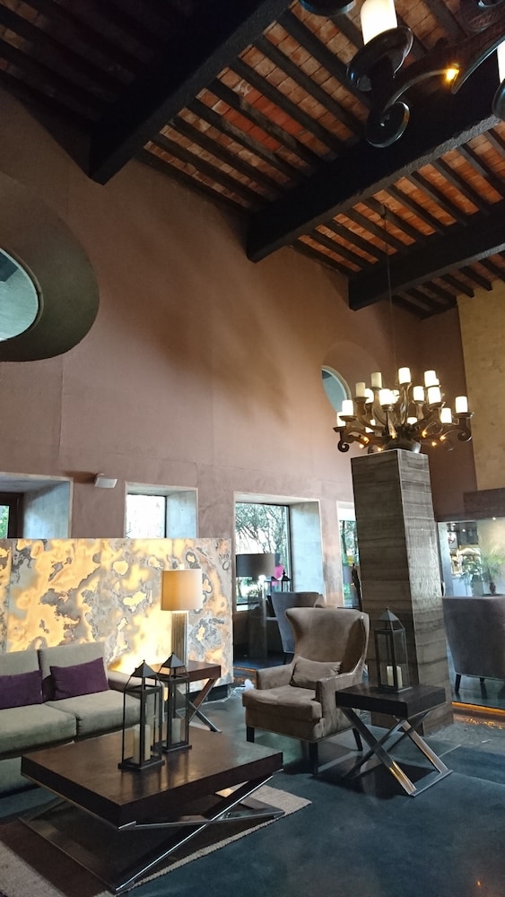 Hotel Gobernador