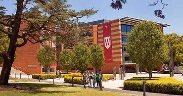 Rydges Campbelltown