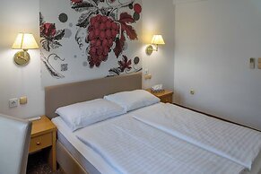 Hotel Piramida