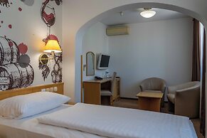 Hotel Piramida