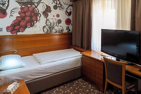 Hotel Piramida