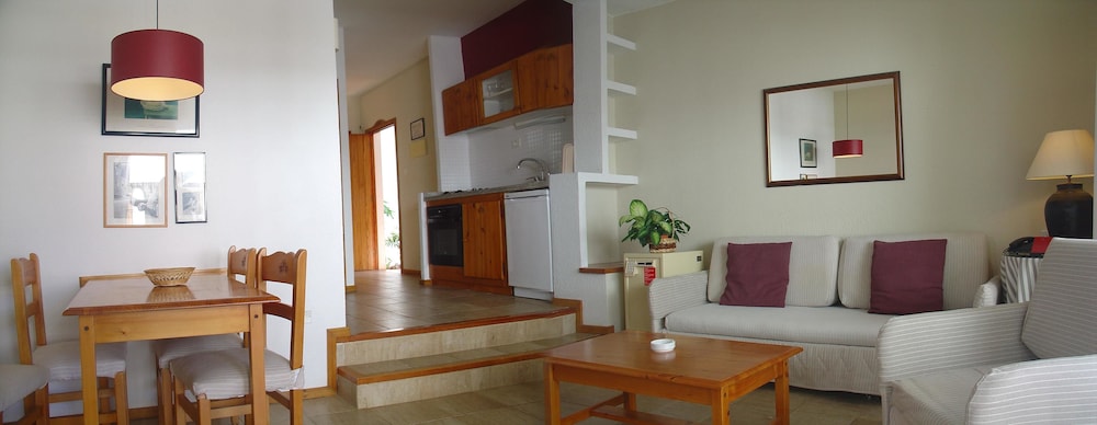 Apartamentos HG Cristian Sur