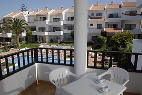 Apartamentos HG Cristian Sur