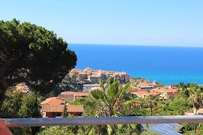 Hotel Calysea Tropea - Breakfast & Brunch - Until 13-00 Included - Fre