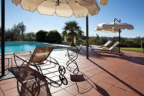 Villa Curina Resort