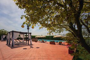 Villa Curina Resort
