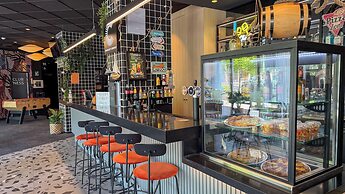 ibis Martigues